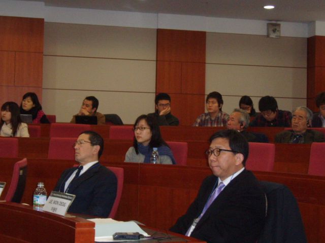 gal/The_11th_Japan-Korea_Mirai_Forum_in_Korea_University_by_Ishii/076.JPG