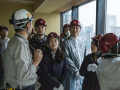 121.-皆、鹿濱副所長の説明を熱心に拝聴